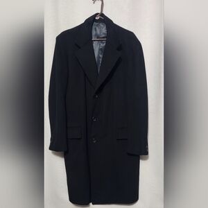 Men's 100%  Cashmere Overcoat Size Large/ XL